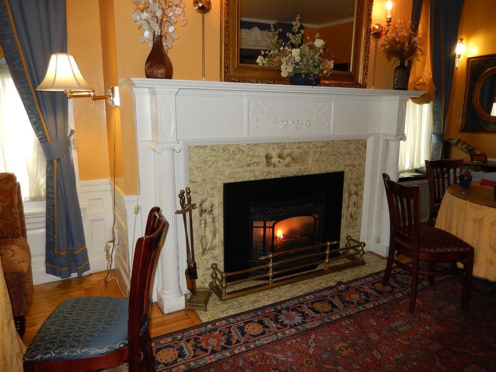 A Cambridge House Inn Exterior foto