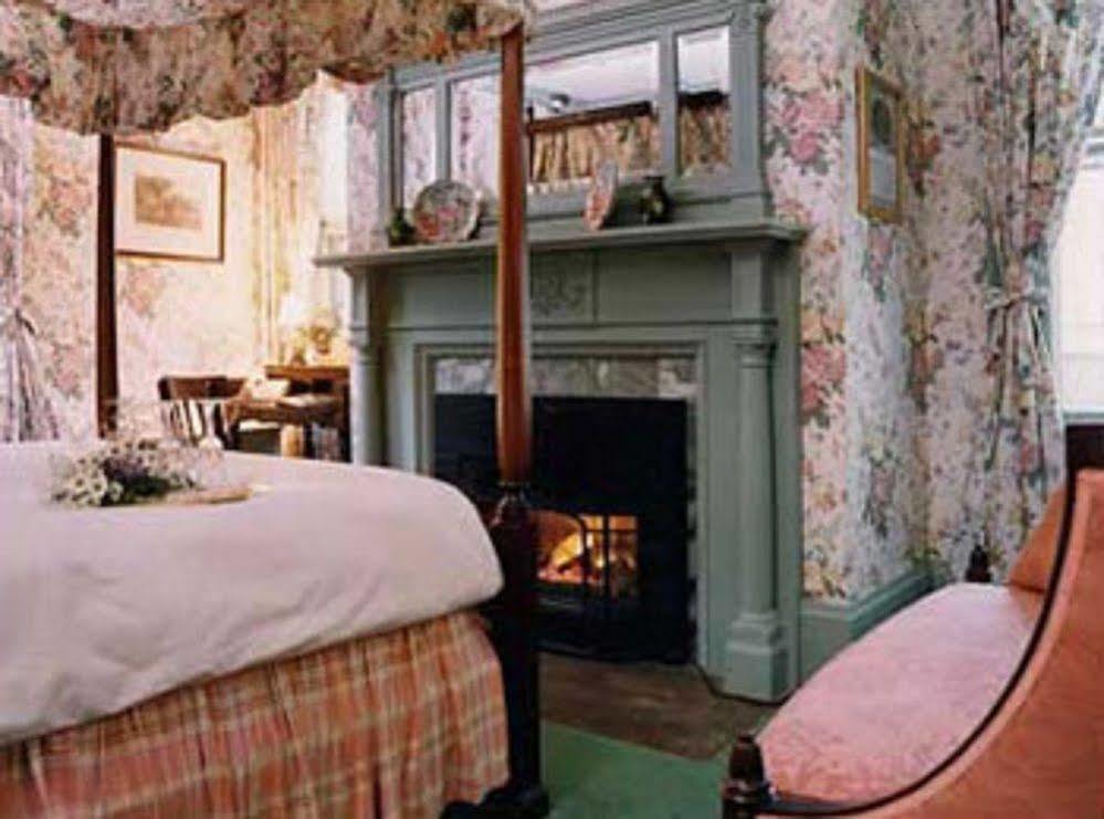 A Cambridge House Inn Exterior foto